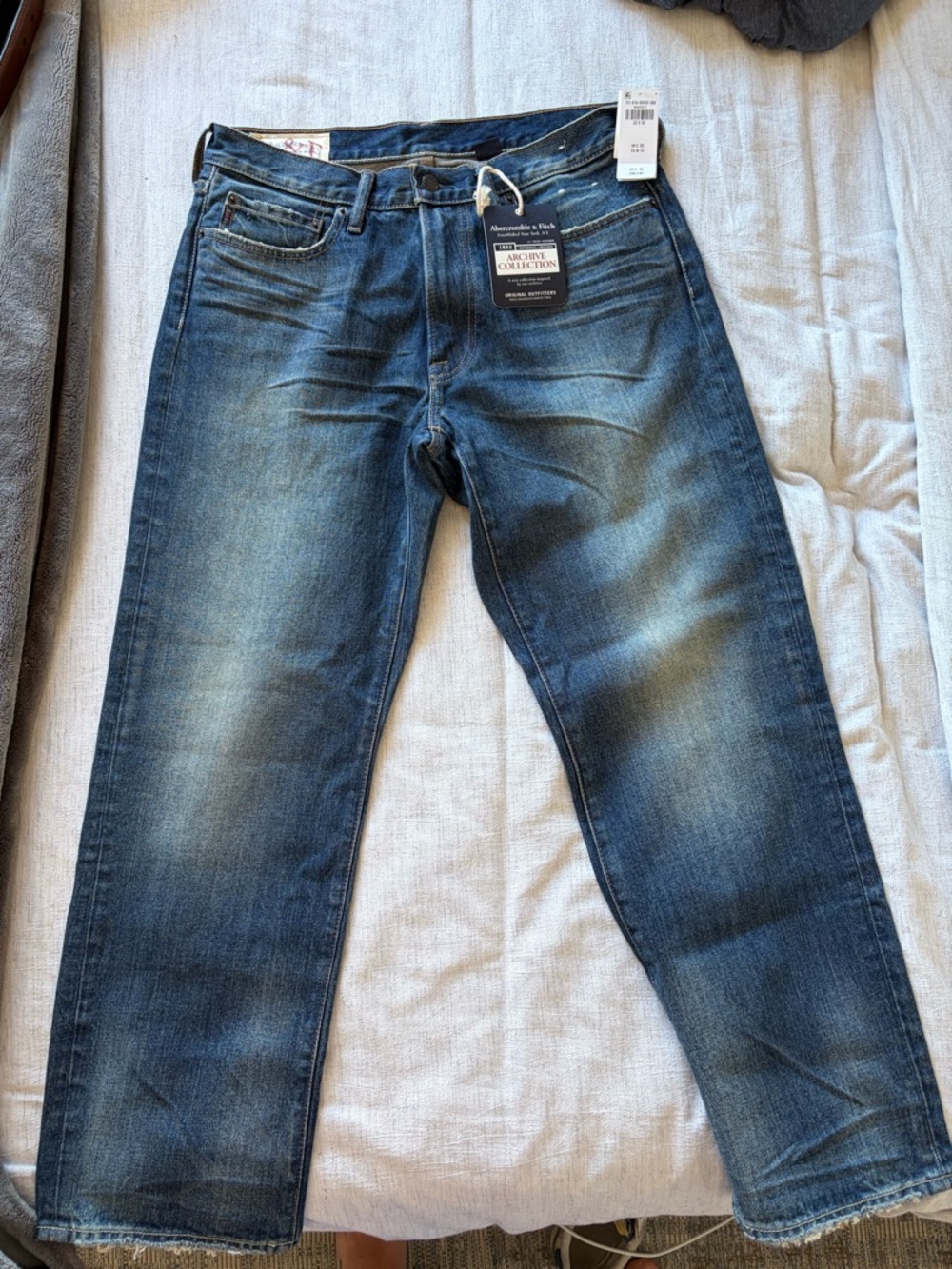 Men's Blue Washed Jeans